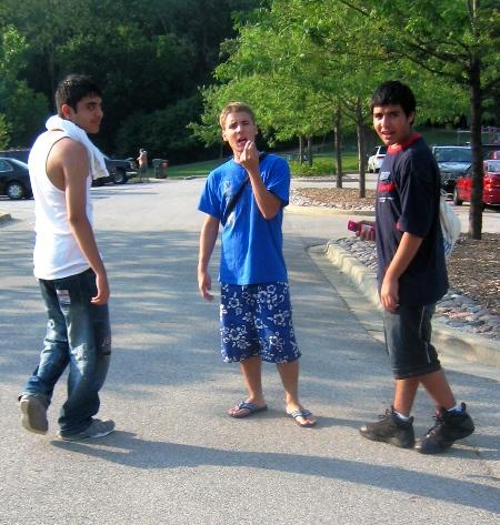 akram, Igor, moi
